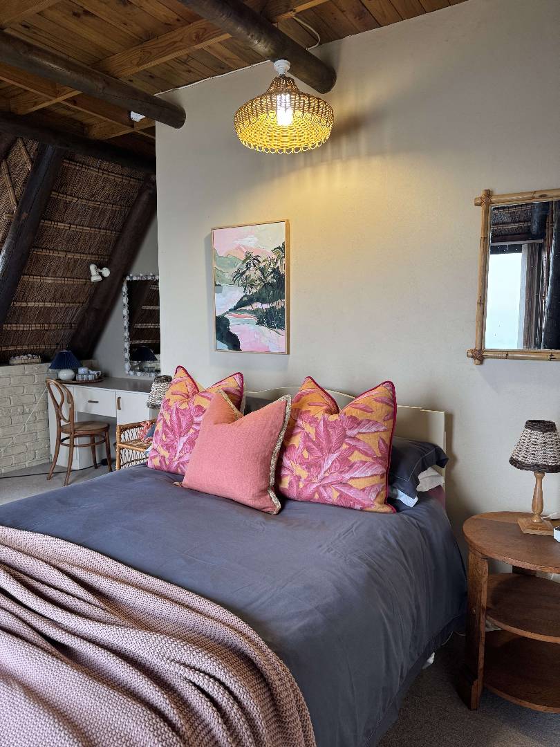 To Let 4 Bedroom Property for Rent in Stilbaai Western Cape